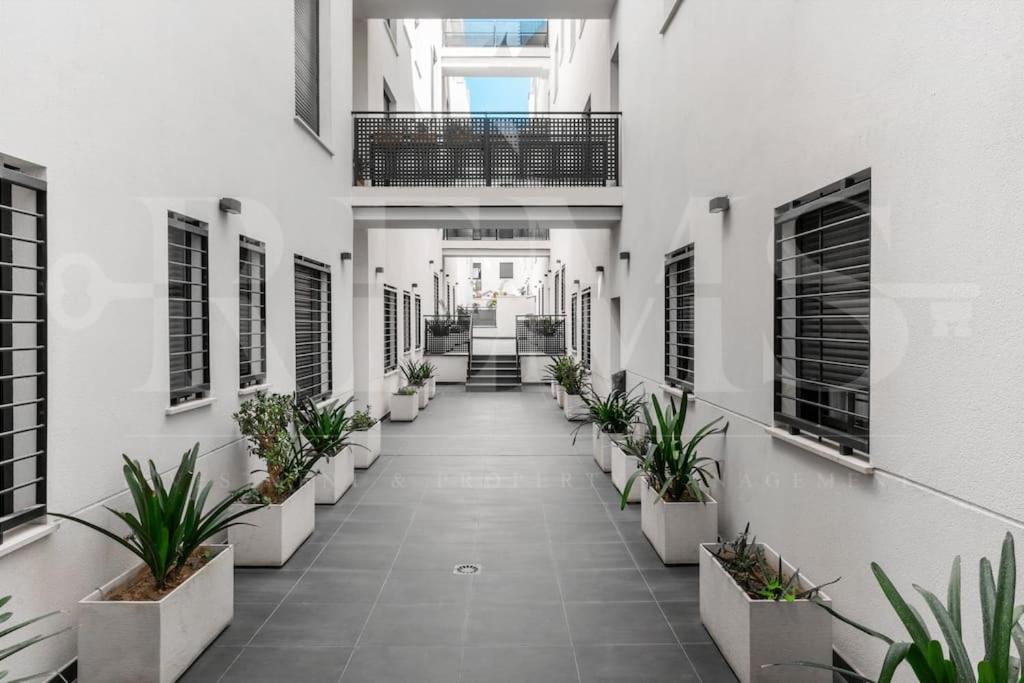 Cozy With Parking In The Center By Rems Apartament Malaga
